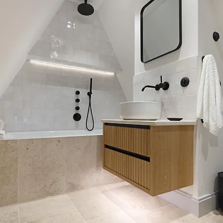 Semesterbostad Westport *