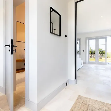 Westport Semesterbostad *